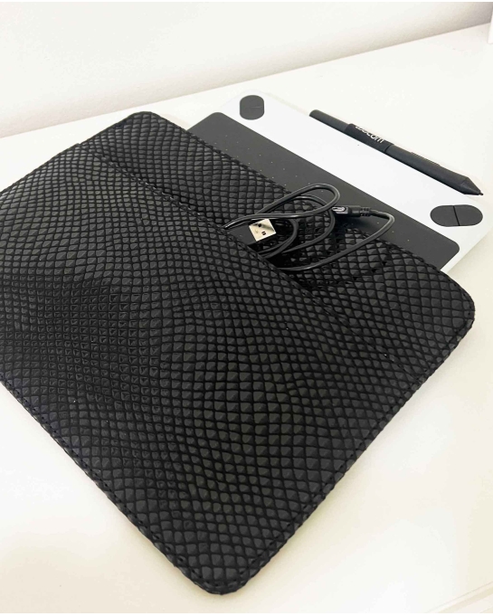 FUNDA IPAD PERSONALIZADA NEGRA